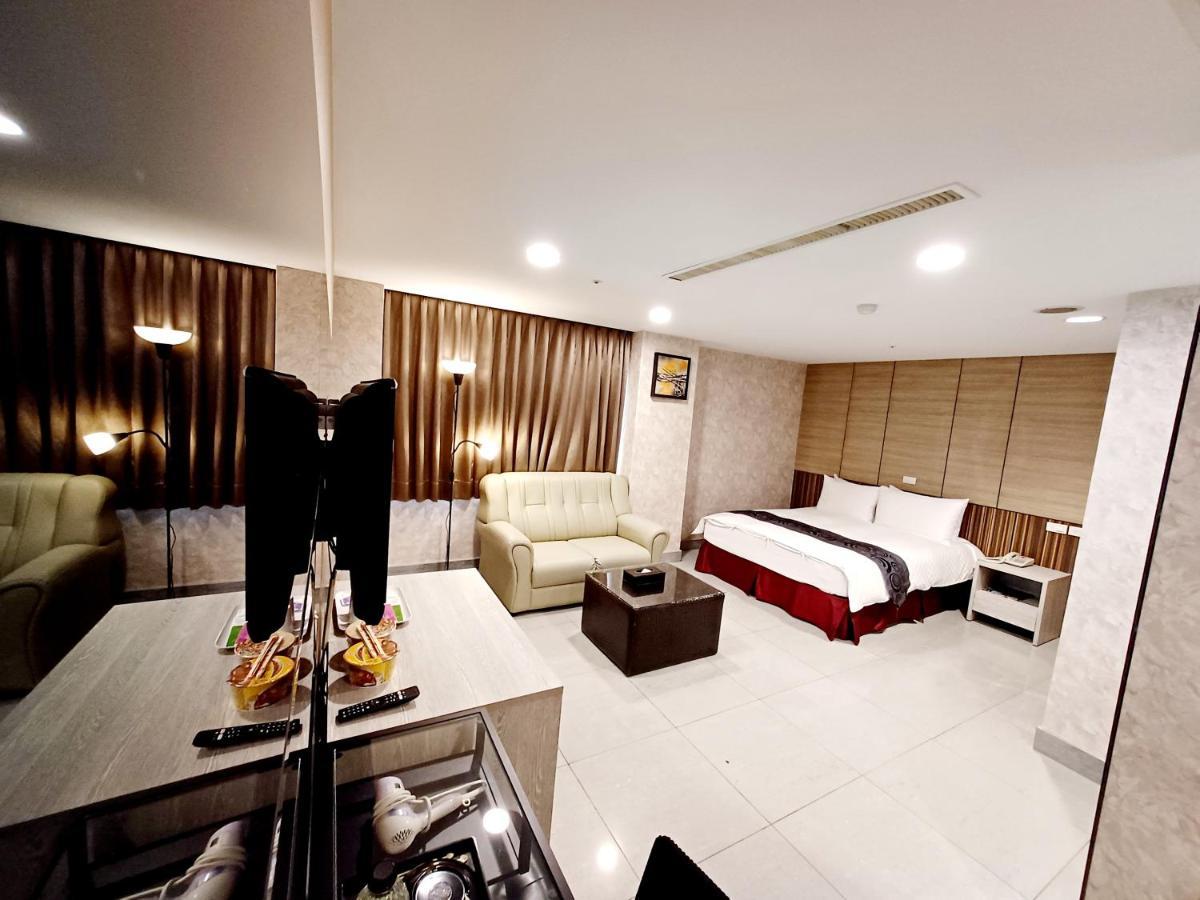 Sa-Yo Hotel - Pier 2 Kaohsiung Bagian luar foto